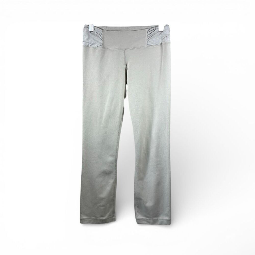 Lululemon Straight Leg Cropped Pant in Bone Size 6
